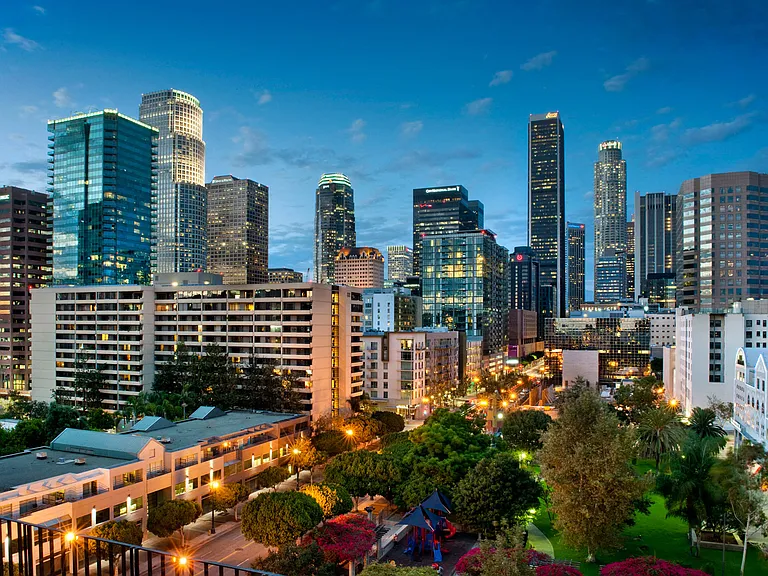 Live luxuriously in DTLA