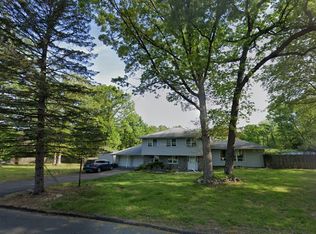 25 Amsterdam Ave, Monsey, NY 10952