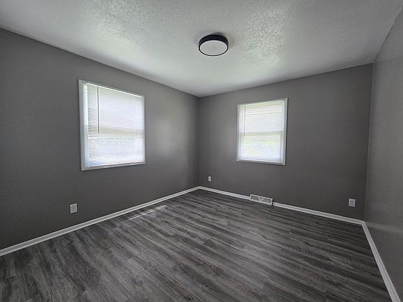 5th image of 1707 Madison St #1605-01