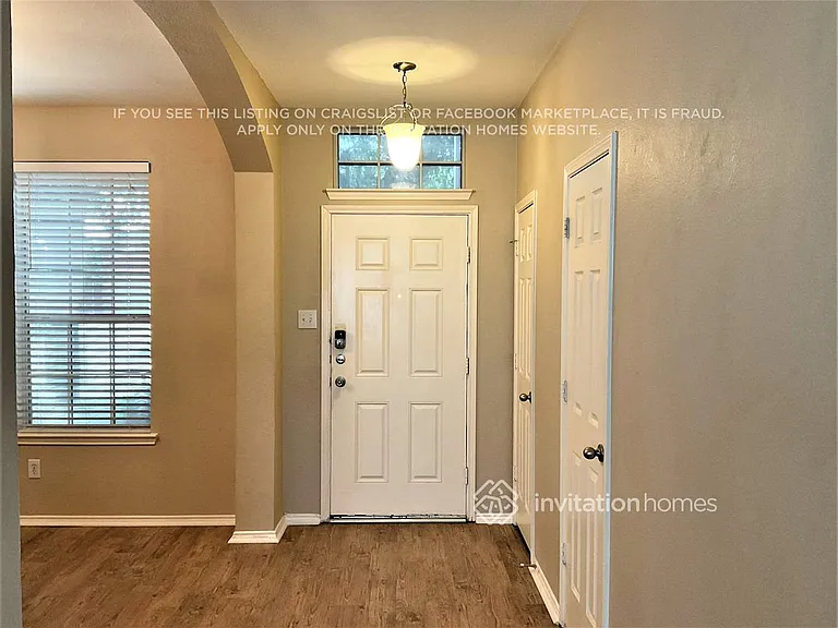 1116 Sweetwater Dr — Photo 4