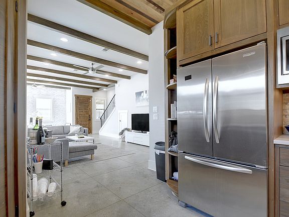 5th image of 1917 David St APT B