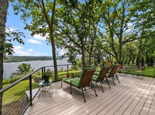 W10725 Wildwood Way, Poynette, WI 53955