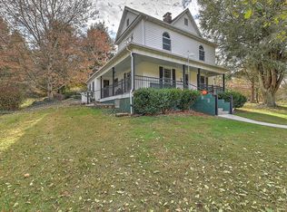 10518 Rich Valley Rd, Bristol, VA 24202