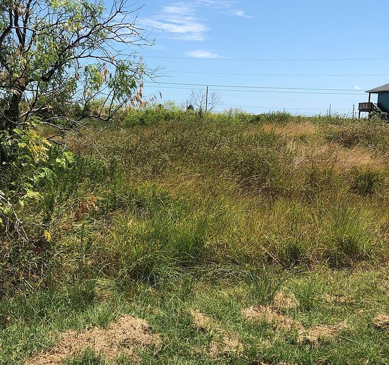 1st image of 365 W Live Oak Ln