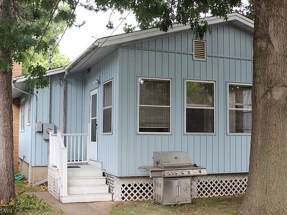 2nd image of 213 9th Ave S