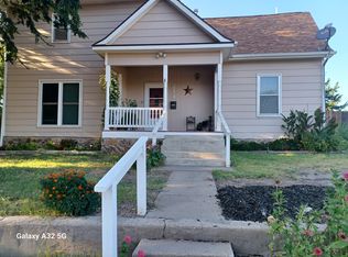 214 E Walnut St, Hill City, KS 67642