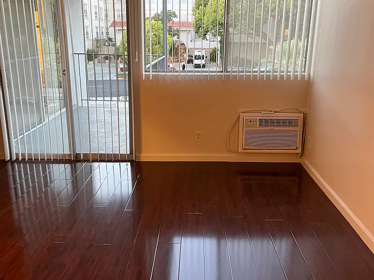 470 E Angeleno Ave — Photo 40