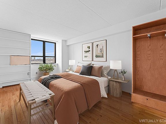 3rd image of 300 W 110th St APT 9D