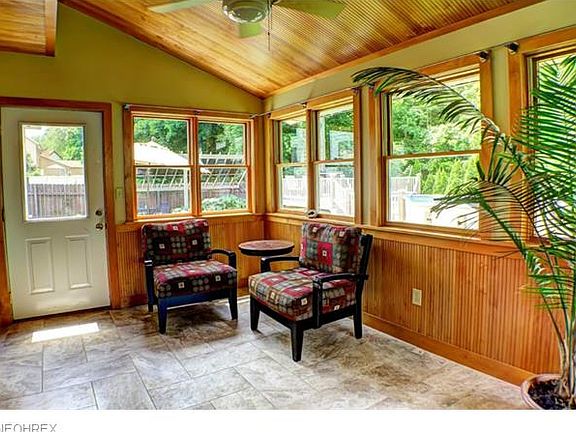 5th image of 3250 Cherie Cir