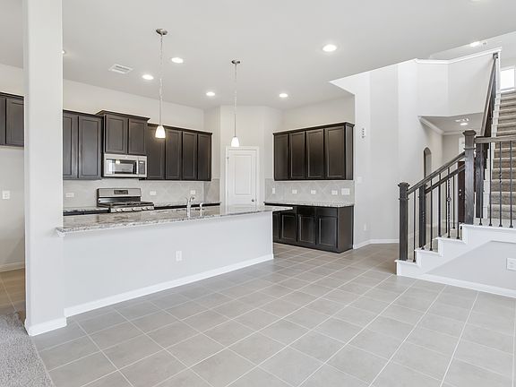 3rd image of 15702 Cairnwell Bend Dr