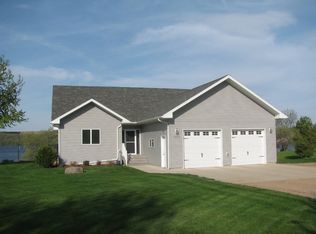13370 Cameron Cove Rd, Wilmot, SD 57279