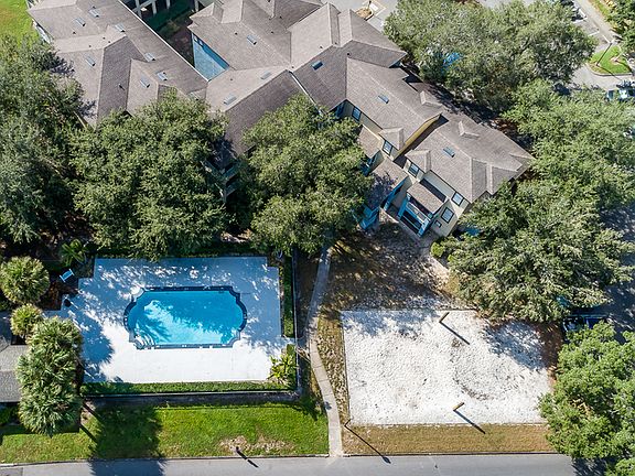 4th image of 8516 Island Breeze Ln Unit 207