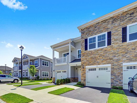 2nd image of 196 Summer Cir