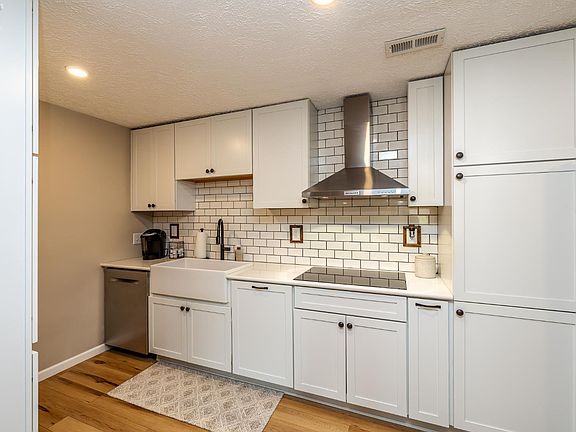 5th image of 4615 Oakhill Blvd APT 206