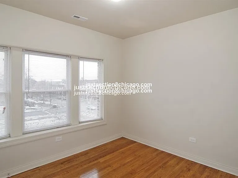 1326 S Lawndale Ave #2 — Photo 6