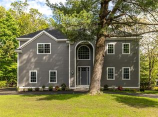 30 Stillman Rd, Lynnfield, MA 01940