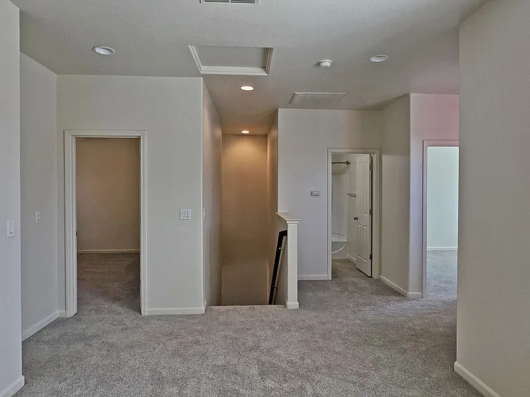 845 Bronze Ln — Photo 11