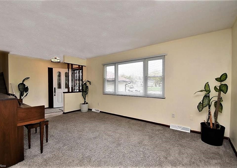 1st image of 6199 Sunset Dr