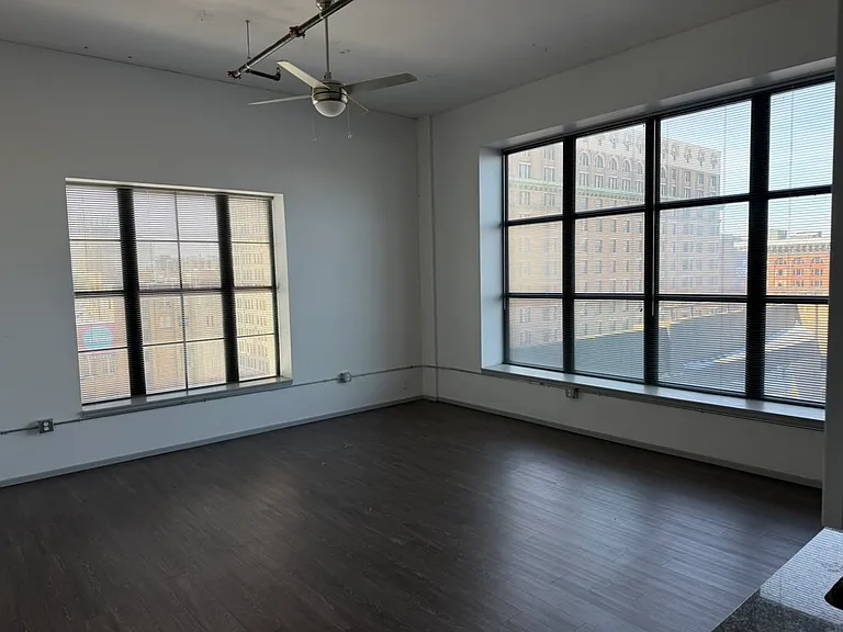 Front Page Lofts — Photo 41