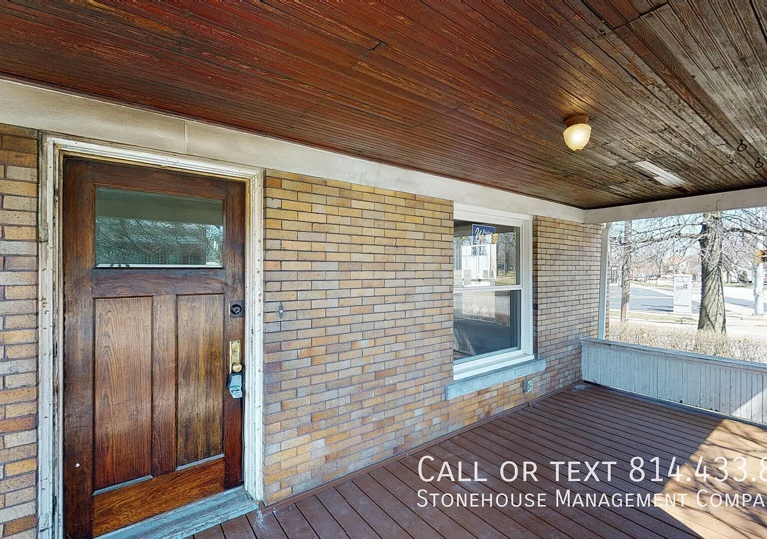 Beautifully renovated Single Family Home across from Washington Park — Photo 2