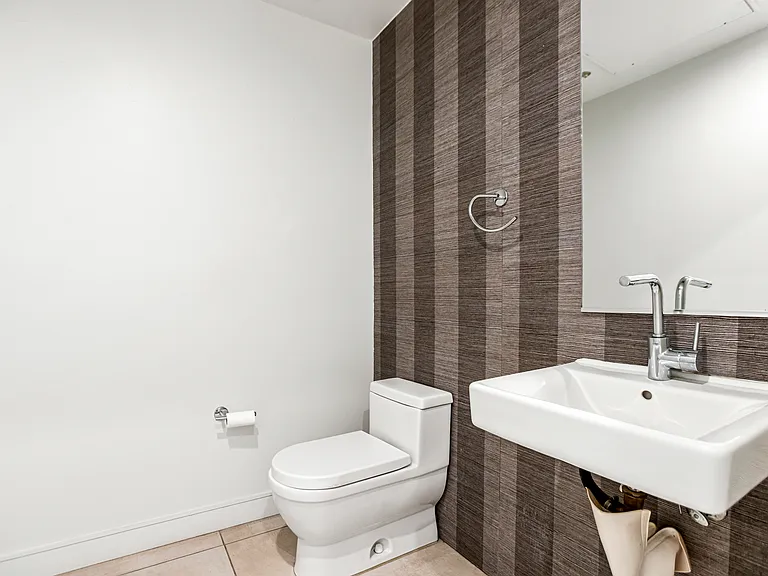 1125 Kings Rd #Penthouse 7 — Photo 29