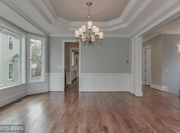 4th image of 1604 Great Falls St