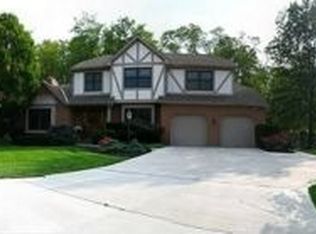 4457 Oakville Dr, Cincinnati, OH 45211