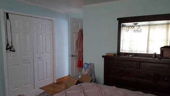 2nd image of 45 Bayliss St #1