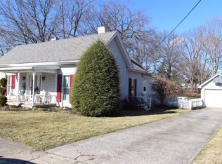 115 Montgomery Ave, Versailles, KY 40383