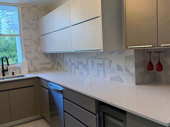 4th image of 62 De Diego Avenue Parque Dl #301