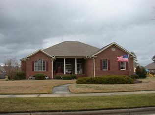 1109 Oakridge Blvd, Lumberton, NC 28358