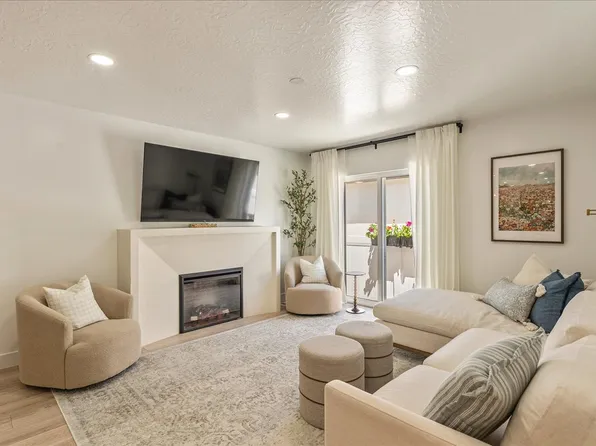 3916 S Sage Wood Ave, Mapleton, UT 84664