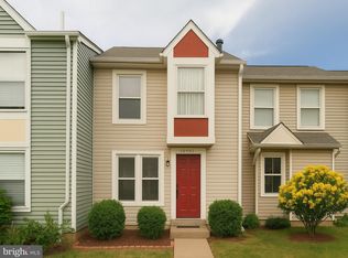 15323 Gatehouse Ter, Woodbridge, VA 22191