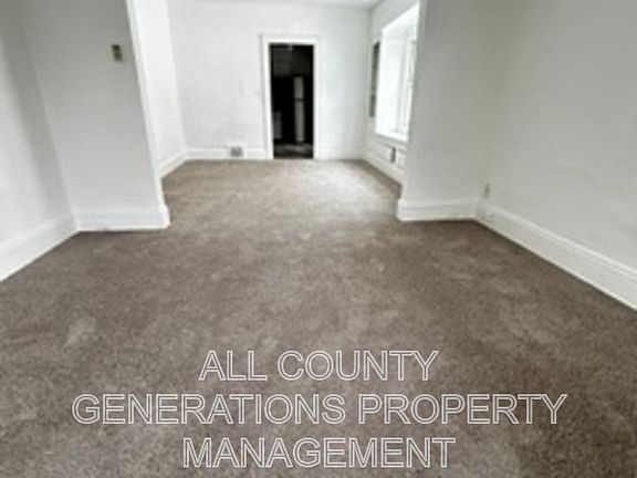 3rd image of 11909 Continental Ave