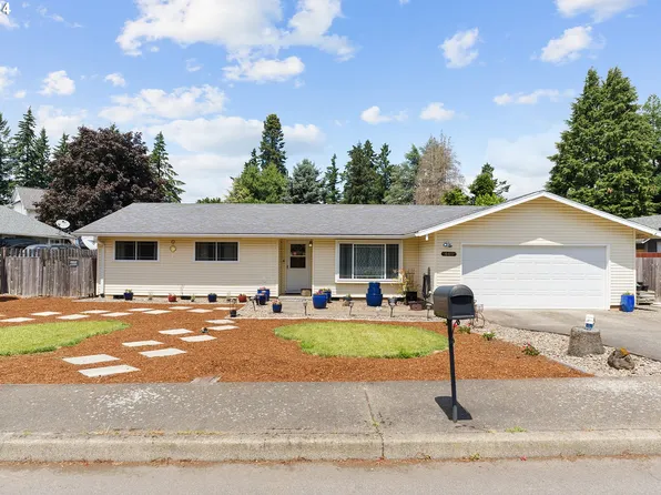 449 Lawton Rd, Oregon City, OR 97045