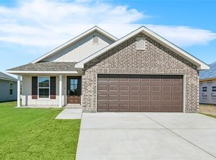 512 Helis Dr, Waggaman, LA 70094