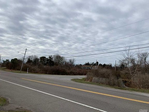 3rd image of 12 Gainesboro Ct