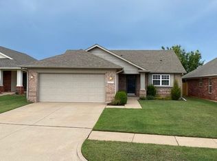 2817 NW 182nd St, Edmond, OK 73012