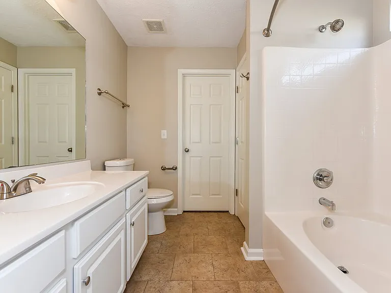 2900 Summer Hollow Ct — Photo 10