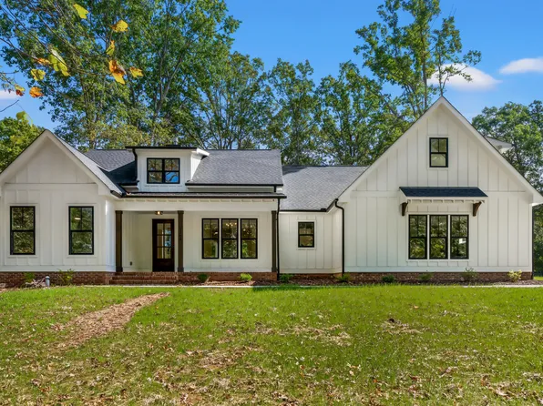 2304 Hardwood Dr, Hillsborough, NC 27278