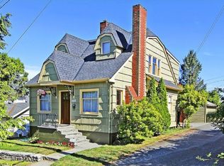 4116 SW Bradford St, Seattle, WA 98116