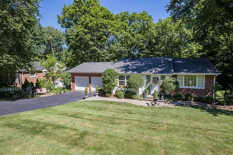 1st image of 6116 Crittenden Dr