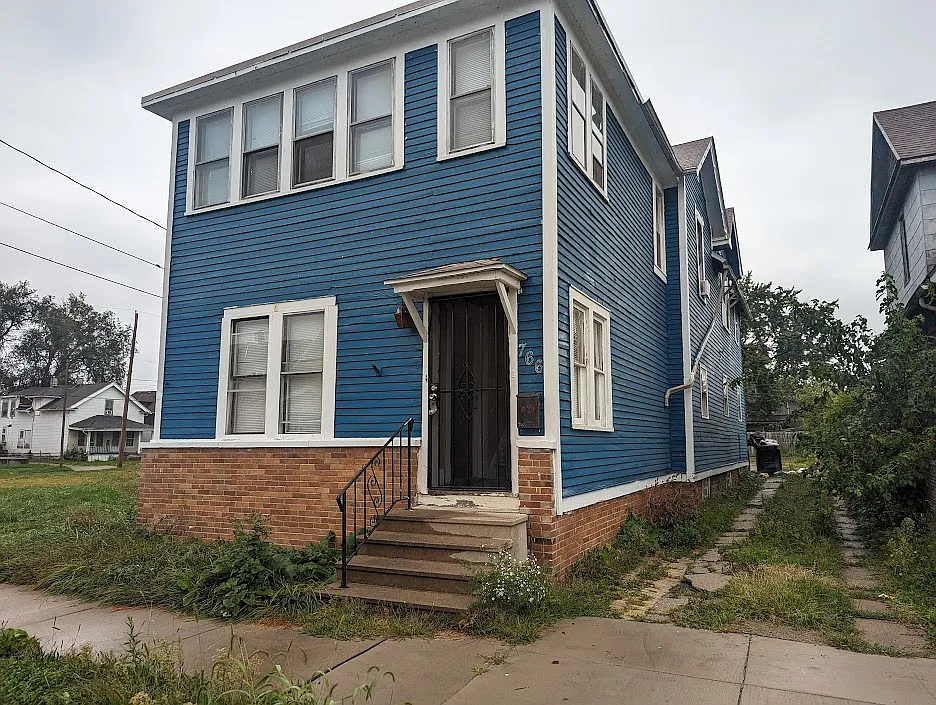 3 bed, 1140 sqft, $850 — Photo 1