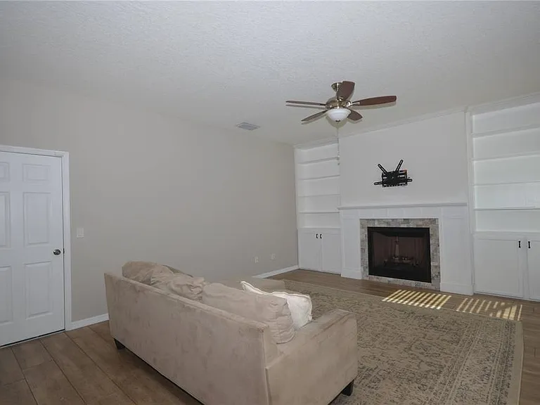 1625 Emerald Hill Way — Photo 22