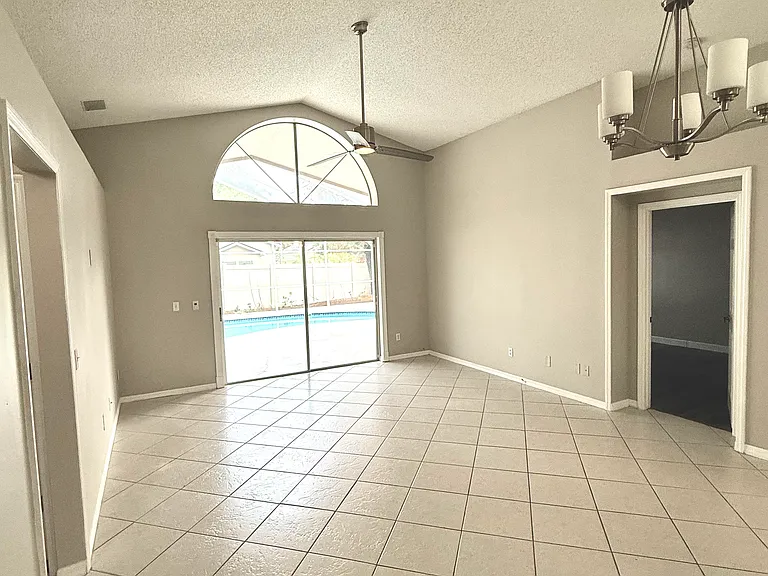 13328 Mallard Cove Blvd — Photo 5