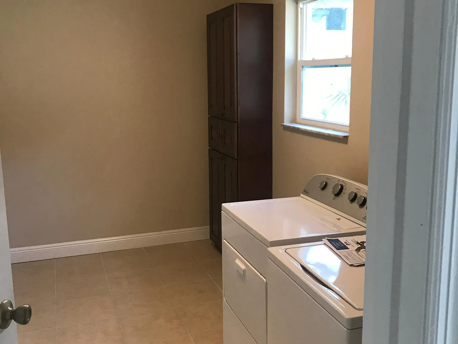 109 Northwood Dr — Photo 2