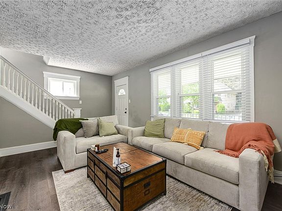 5th image of 1363 Brockley Ave
