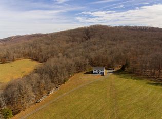 423 Mann Ln, Shipman, VA 22971