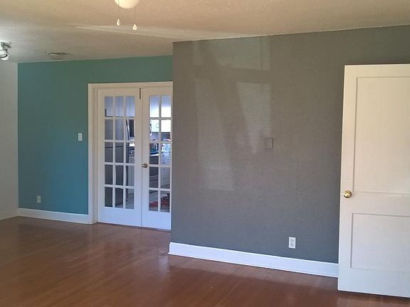 Living/Dining - open floorplan