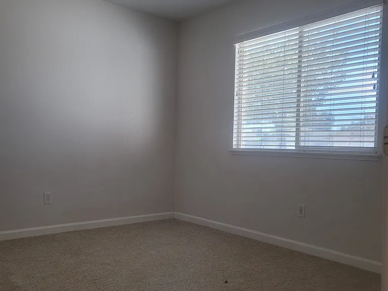 6054 Preakness Dr — Photo 20